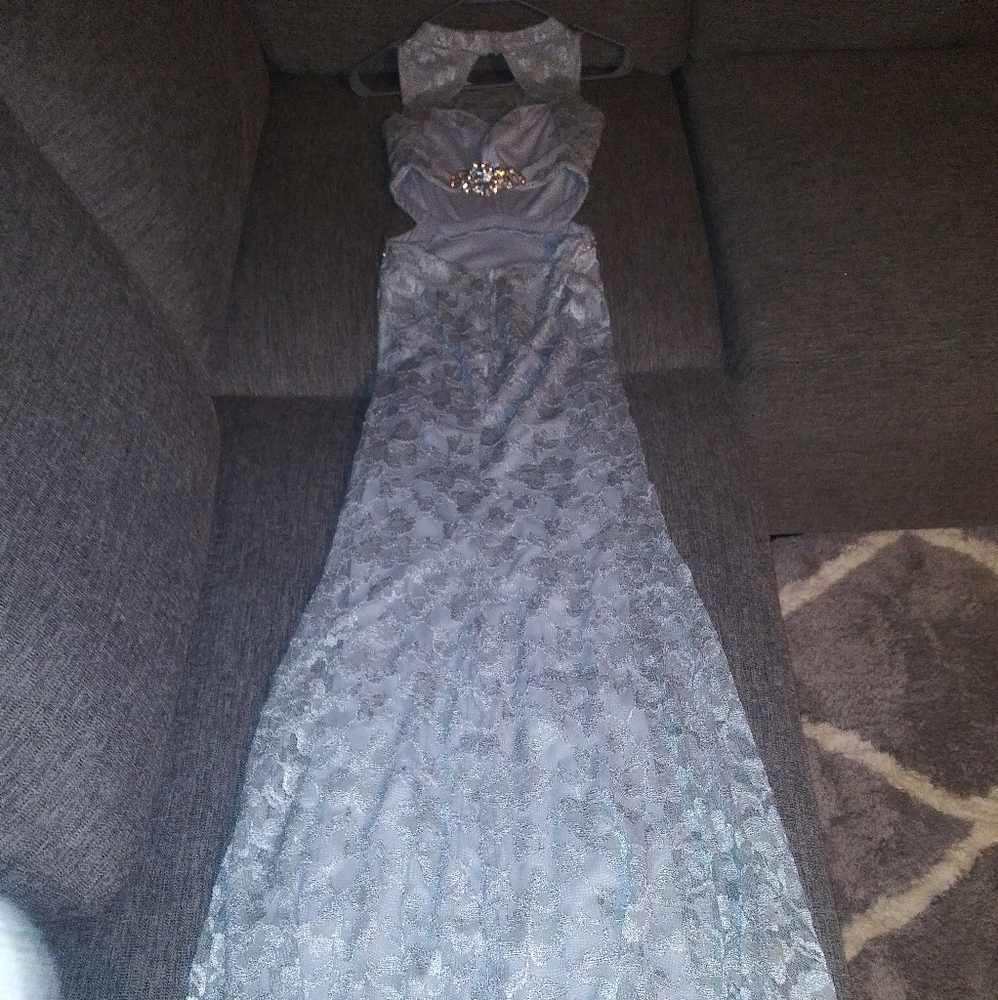 Prom dress - Picture 7 of 9